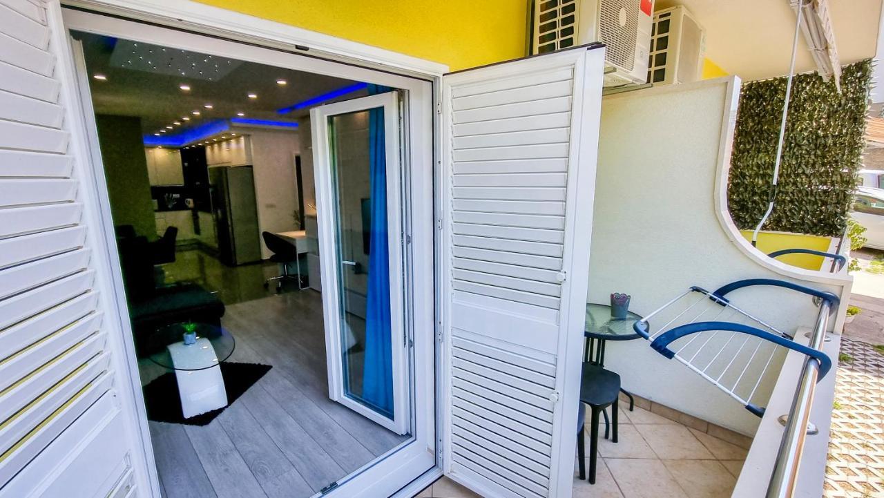 Deluxe Apartment F & M Тучепи Экстерьер фото