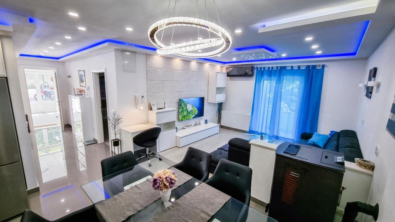 Deluxe Apartment F & M Тучепи Экстерьер фото